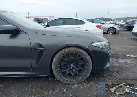 2020 BMW M8 Gran Coupe Competition z USA, uszkodzony, nr VIN WBSGV0C07LCD51112